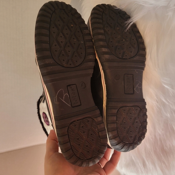 NWOT Totes Kids Black and White Winter Boots - Picture 5 of 5